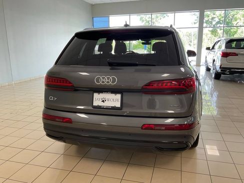 Used 2022 Audi Q7 3.0T Prestige w/ Prestige Package AWD/4WD image 3