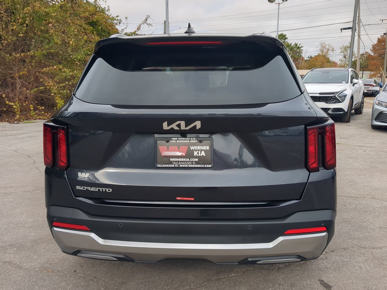 Used 2025 Kia Sorento S w/ Panoramic Sunroof Package FWD image 6