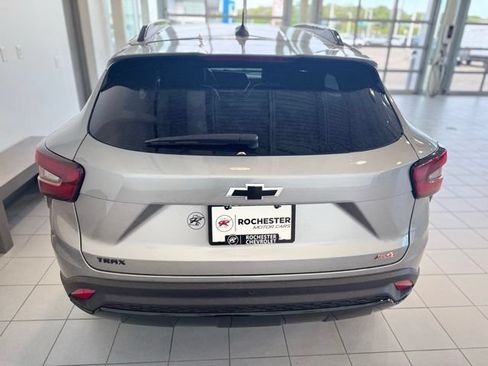 New 2026 Chevrolet Trax RS FWD image 38