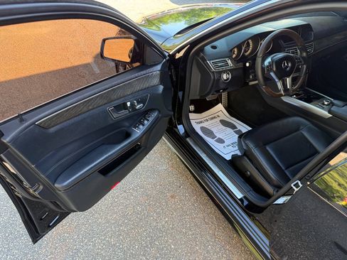 Used 2016 Mercedes-Benz E 350 Sedan image 9