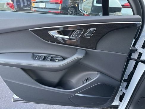 New 2026 Audi Q7 Premium Plus image 8
