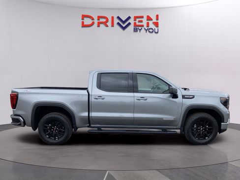 New 2026 GMC Sierra 1500 Elevation image 6