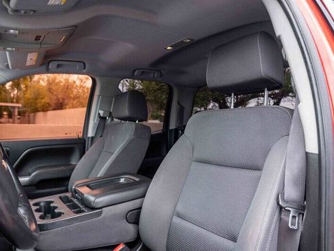 Used 2018 Chevrolet Silverado 1500 LT w/ All Star Edition RWD image 9