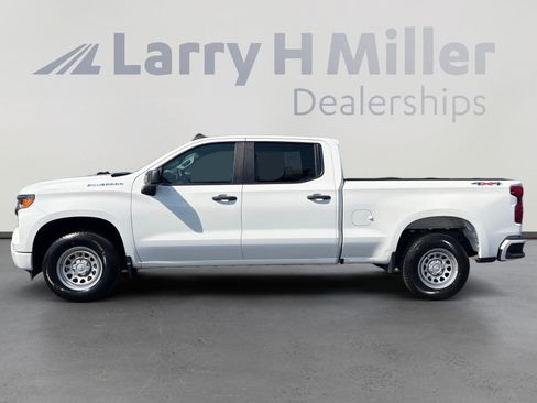 Used 2022 Chevrolet Silverado 1500 Custom AWD/4WD image 2