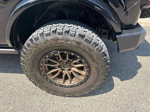 Used 2021 Ford Bronco Outer Banks AWD/4WD image 11