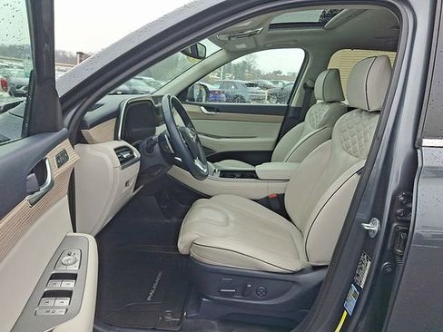 Used 2022 Hyundai Palisade Limited AWD/4WD image 13