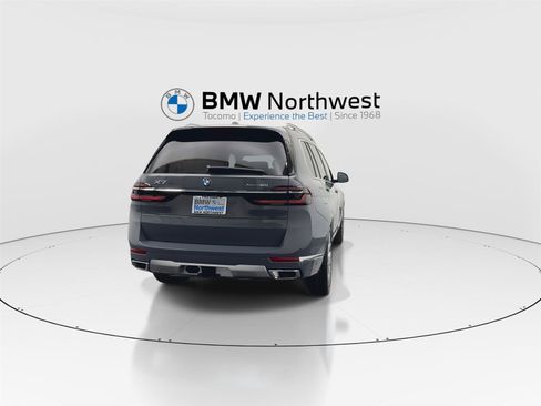 New 2026 BMW X7 xDrive40i image 2