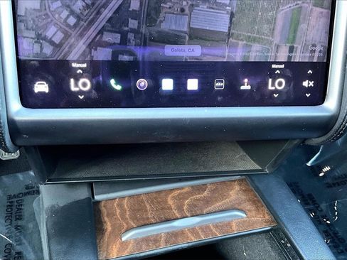 Used 2020 Tesla Model X Long Range image 15