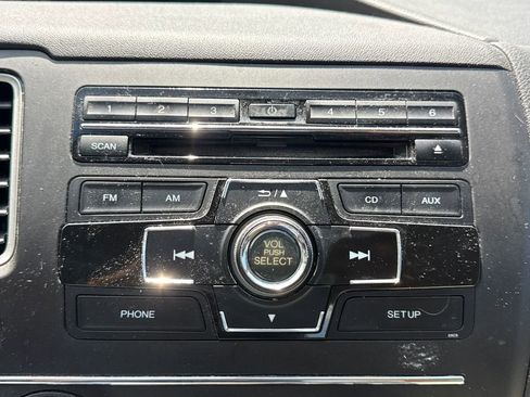 Used 2014 Honda Civic LX image 25