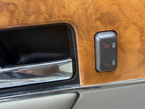 Used 2014 Lincoln MKX AWD w/ Equipment Group 102A image 11