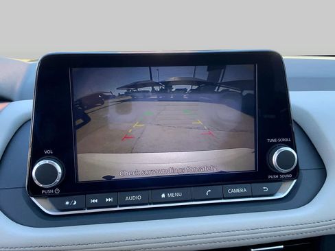 Used 2024 Nissan Rogue SV AWD/4WD image 25