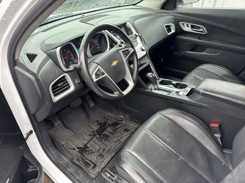 Used 2016 Chevrolet Equinox LTZ w/ Enhanced Convenience Package image 9