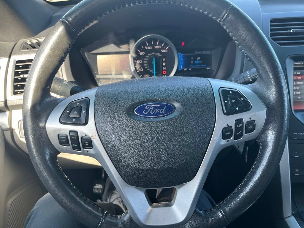 Used 2012 Ford Explorer XLT FWD image 15
