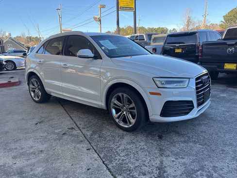 Used 2017 Audi Q3 2.0T Prestige image 2