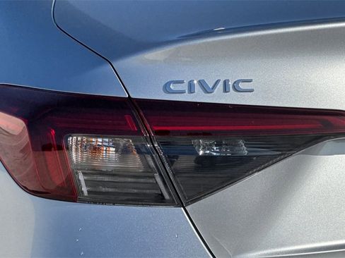 Certified 2025 Honda Civic Sport image 25