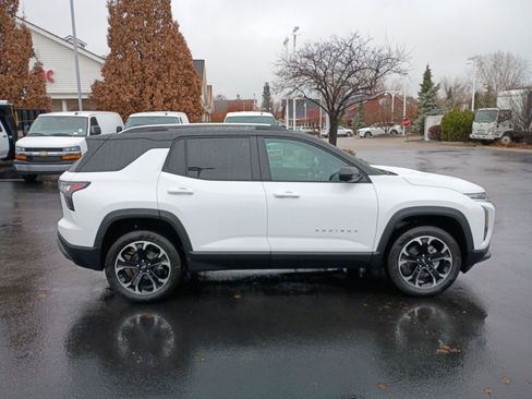 New 2026 Chevrolet Equinox LT w/ Convenience Package II image 9