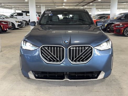 Used 2025 BMW X3 xDrive30i w/ Convenience Package AWD/4WD image 3