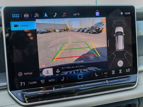 New 2025 Volkswagen Tiguan SE image 6