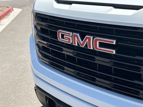 Used 2024 GMC Sierra 1500 Pro w/ Graphite Edition AWD/4WD image 30