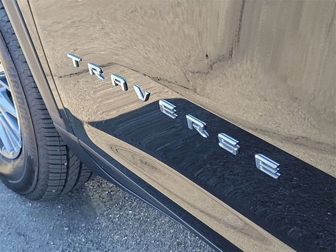 Used 2025 Chevrolet Traverse LT w/ Enhanced Driving Package image 31