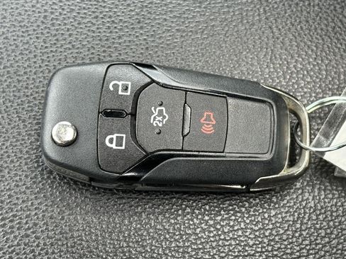 Used 2013 Ford Fusion SE FWD image 14