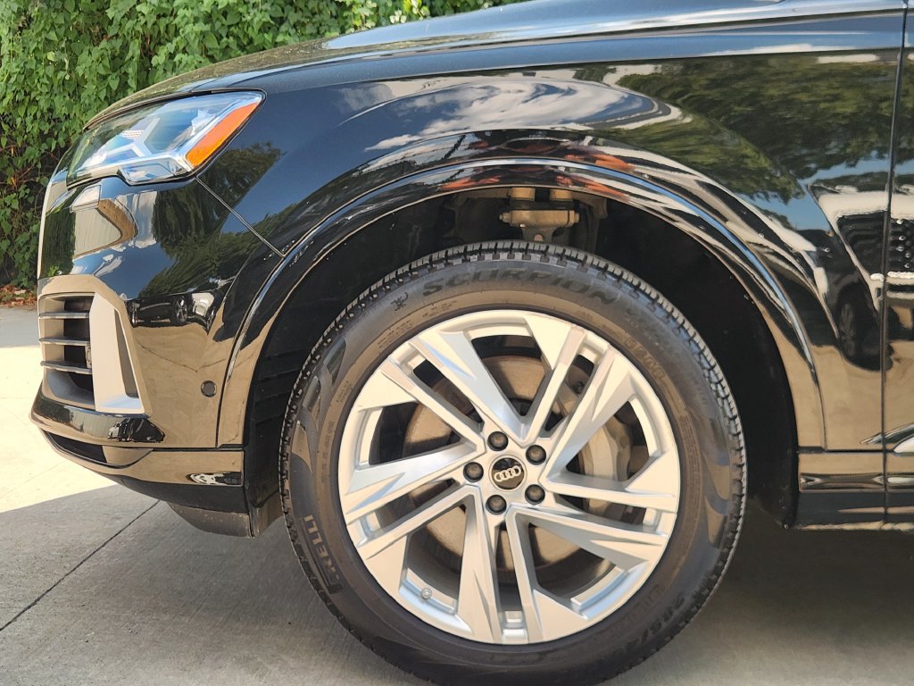 Certified 2022 Audi Q7 3.0T Premium AWD/4WD image 13