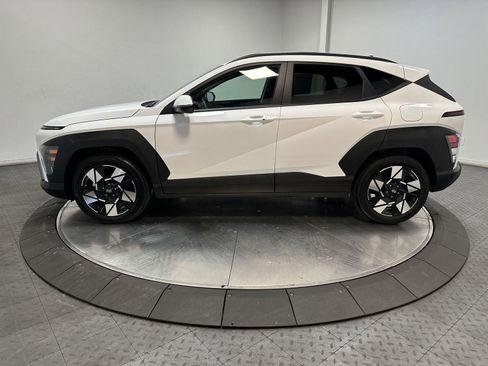 Used 2025 Hyundai Kona SEL image 8