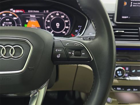 Used 2020 Audi Q5 e Prestige image 21