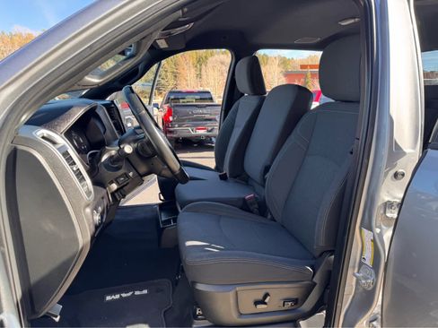 Used 2024 RAM 2500 Big Horn w/ Night Edition image 9