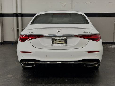 Used 2024 Mercedes-Benz S 580 4MATIC Sedan image 11