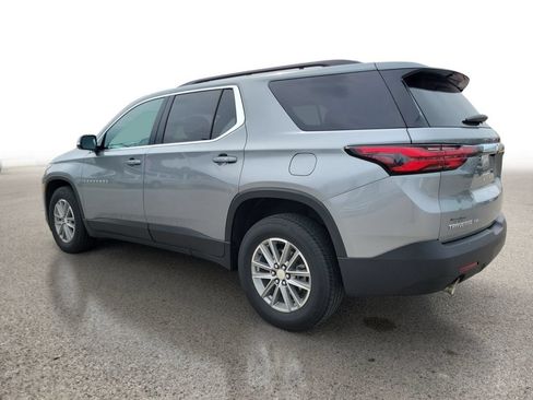 Used 2023 Chevrolet Traverse LT AWD/4WD image 3