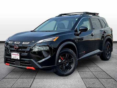 Certified 2026 Nissan Rogue SV AWD/4WD image 3