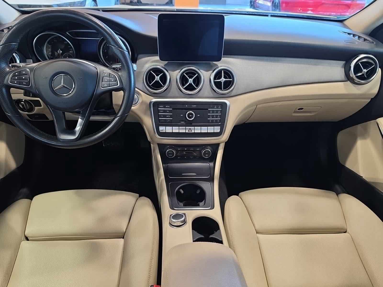 Used 2018 Mercedes-Benz GLA 250 4MATIC image 33