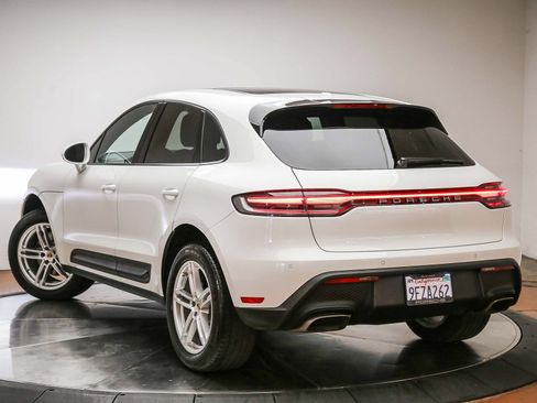 Certified 2023 Porsche Macan AWD/4WD image 6