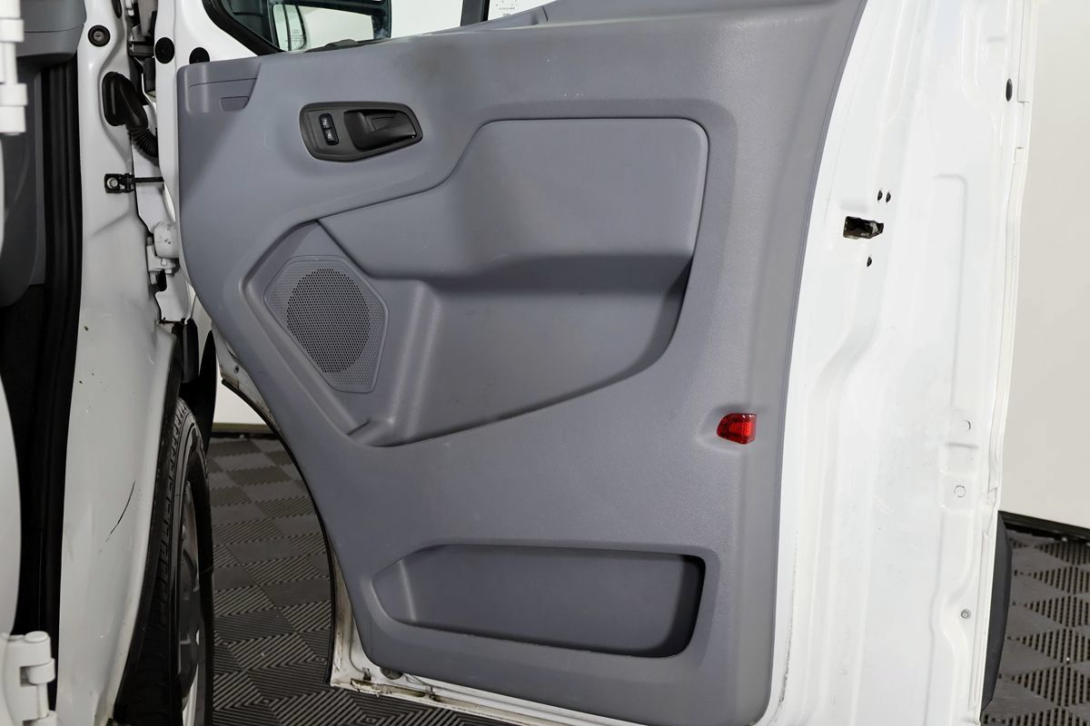 Used 2017 Ford Transit 150 XL RWD image 35
