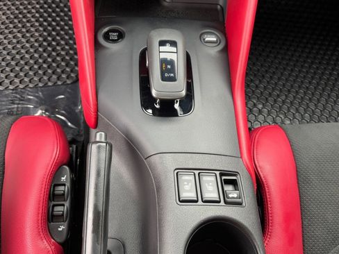 Certified 2024 Nissan Z Performance w/ Floor Mat Package image 27