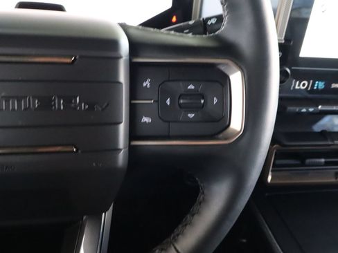 Used 2025 GMC Hummer EV 3X AWD/4WD image 26