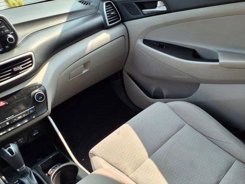 Used 2021 Hyundai Tucson SEL image 16