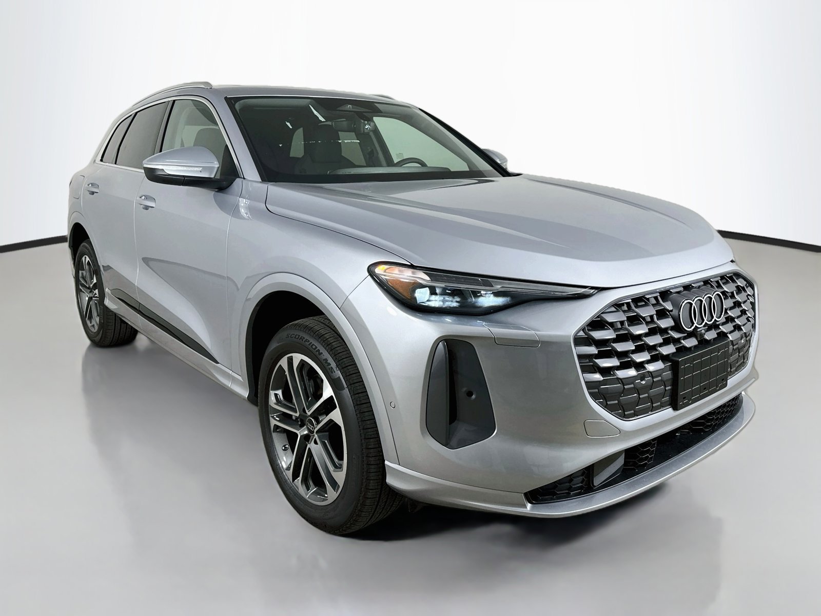 New 2026 Audi Q5 Premium Plus AWD/4WD image 3