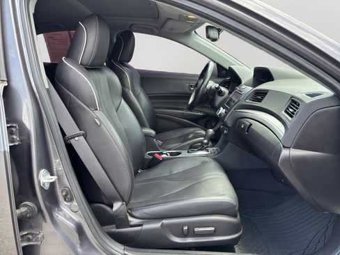 Used 2022 Acura ILX w/ Premium Package FWD image 12