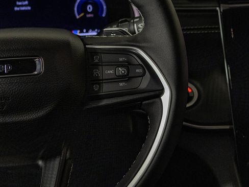 New 2025 Jeep Grand Cherokee L Laredo w/ Luxury Tech Group I image 33