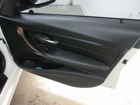 Used 2015 BMW 328i xDrive 328i xDrive AWD 4dr Sedan SULE image 25