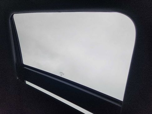 New 2026 Chrysler Pacifica Select image 10