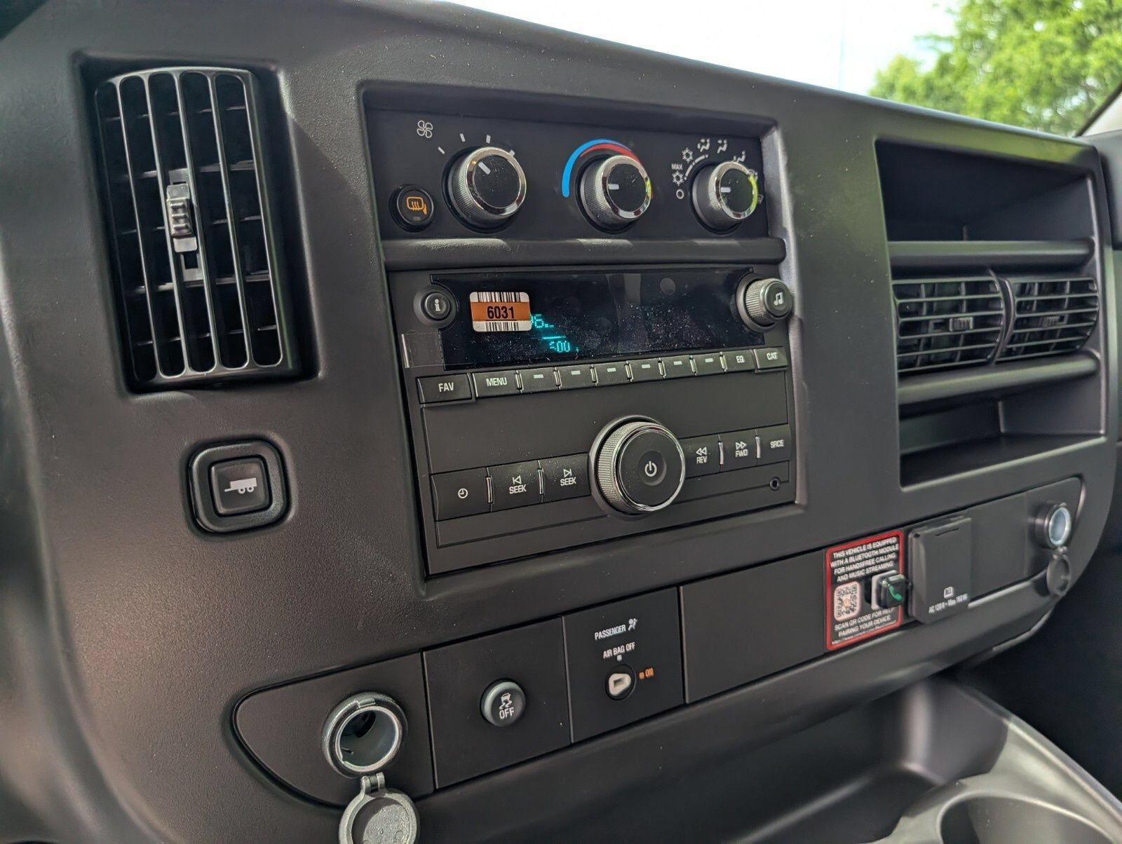 New 2026 Chevrolet Express 2500 w/ Driver Convenience Package RWD image 26