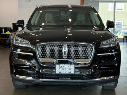 Used 2022 Lincoln Aviator Reserve RWD image 2
