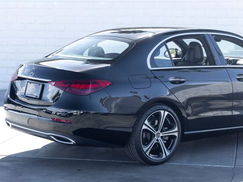 Used 2025 Mercedes-Benz C 300 Sedan image 11