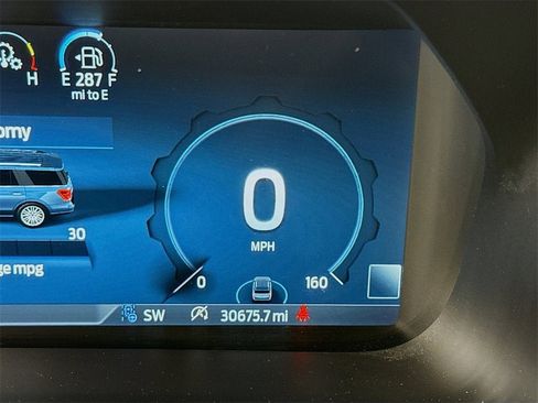 Used 2022 Ford Expedition Max Platinum image 6