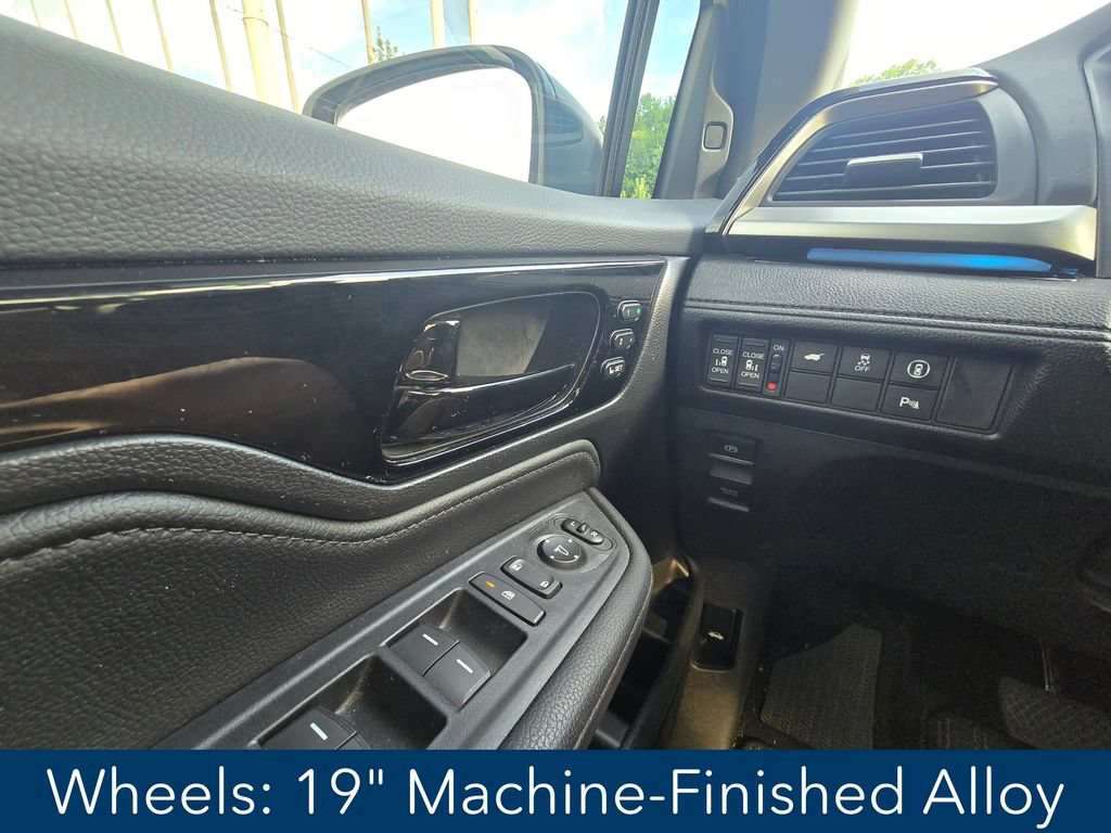 Used 2024 Honda Odyssey Touring image 22