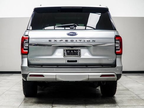 Used 2024 Ford Expedition Max Limited image 11