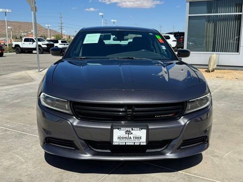 Used 2023 Dodge Charger SXT image 2